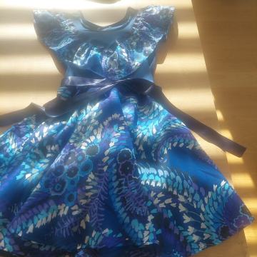 Obleka za punčke, sešita po meri.