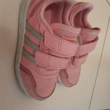 adidas čevlji/supergi  28