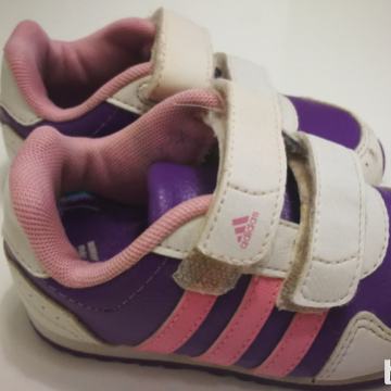 Adidas teniske 23 št