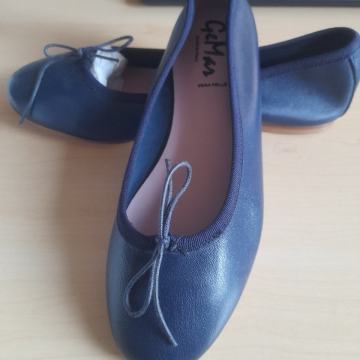 balerinke nove usnjene št. 36