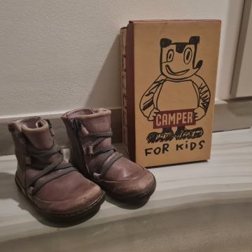 CAMPER Peu Cami št. 22