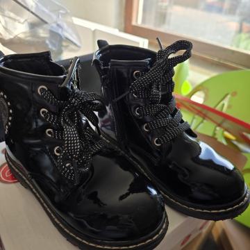 Čevlji za deklice št. 27