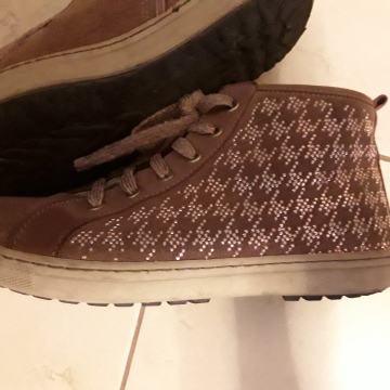 Ciciban čevlji št.37