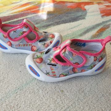 CICIBAN PLATNENI ČEVLJI 22