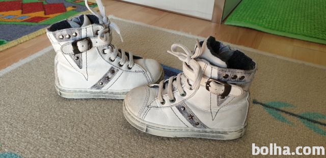 CICIBAN ŠKORNJI/GLEŽNARJI 22