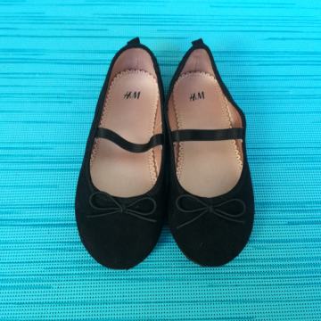 Črni dekliški čeveljčki št.29 (ID110) kot novi, samo enkrat obuti.