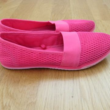 dekliške balerinke št. 35