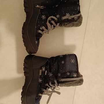 Dekliške butke Alpina, velikost 31