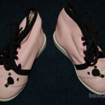 novi dekliški čeveljčki, št. 19