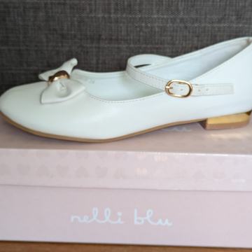 Dekliški čevlji 38 za posebne priložnosti