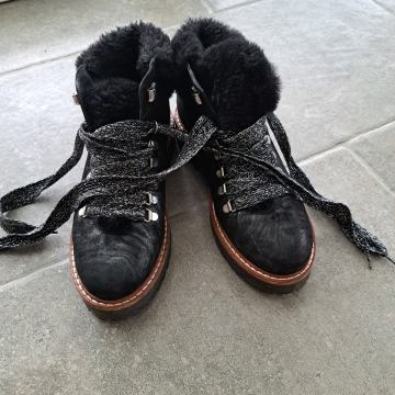 DEKLIŠKI ČEVLJI FANTASY 37