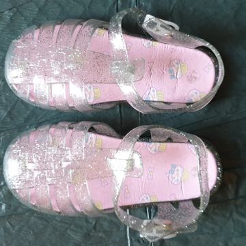 Dekliški čevlji za v vodo / sandali, št. 27