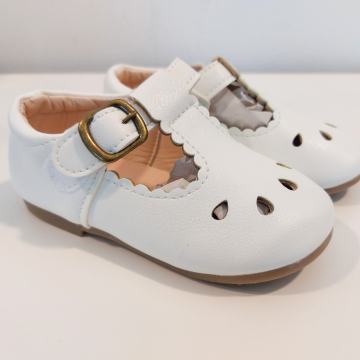 Dekliški čevlji, velikost 25 - NOVI