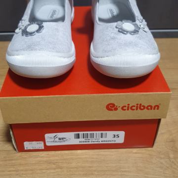 Dekliški sandali CICIBAN št 35 NOVI