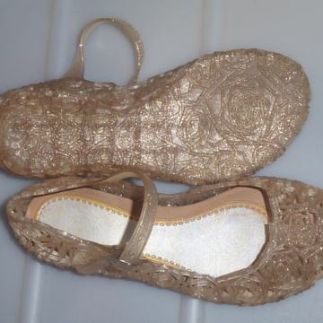 Dekliški udobni "zlati stekleni" čeveljčki, mehki, št. 27/28