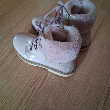 Dekliški zimski čeveljčki št.33.