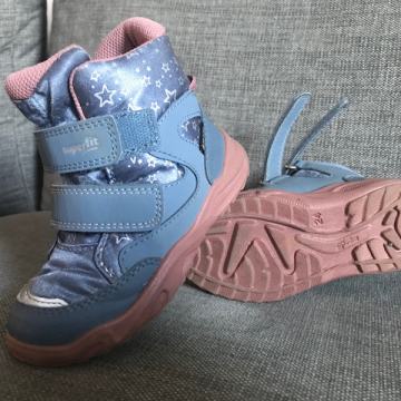 Dekliški zimski čevlji Superfit Gore-tex št. 24