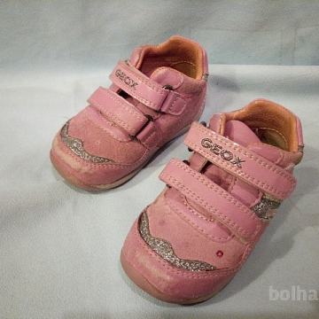 Geox dekliški usnjeni čeveljčki št. 20