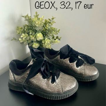 Geox, velikost 32
