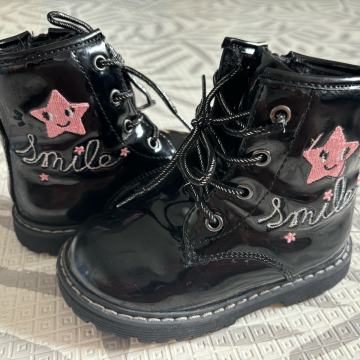 Gležnarji/škorenjčki št.22