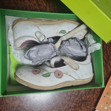 Hush Puppies Icing White Leather št. 30.5