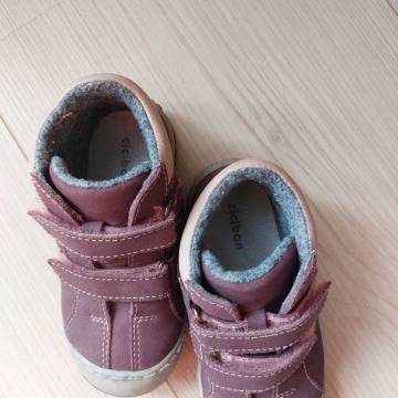 Jesenski čevlji št. 23, Ciciban