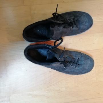 Jesenski dekliški čevlji št. 38