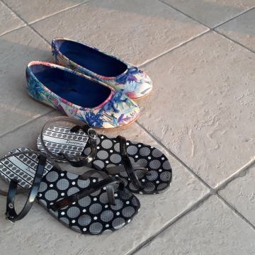 LETNI DEKLIŠKI ČEVELJČKI / SANDALI  34