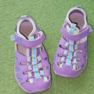 Merrell sandali št. 32