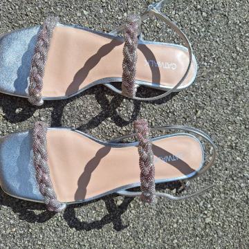 Opanki Catwalk št. 37