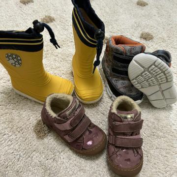 Otroški čevlji 21 in 22