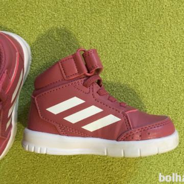 Otroski čevlji ADIDAS št. 20