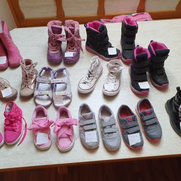 otroški čevlji za deklice št.od24 do 34