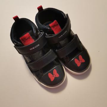 Otroški čevlji Geox, vel. 24