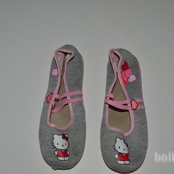 Otroški čevlji za punčko velikost 36 Hello Kity