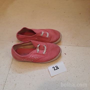 Otroški copati št.28