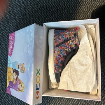 Otroski gležnarji Geox za punčko st. 31