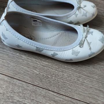 OTROŠKI POMLADNI ČEVLJI