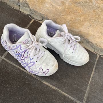 Otroski sportni copati st 29