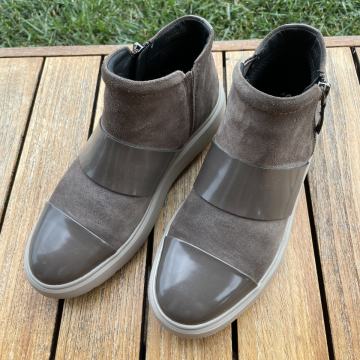 Prelepi gležnarji Geox št. 35 - kot novi