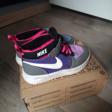 prodam čevlje za punco