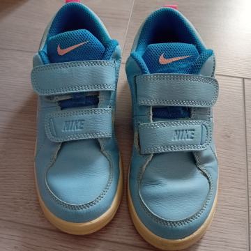 Prodam NIKE za punčko št 30