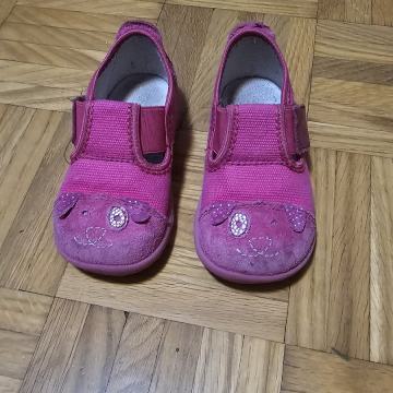 Prodam otroške copate št. 20