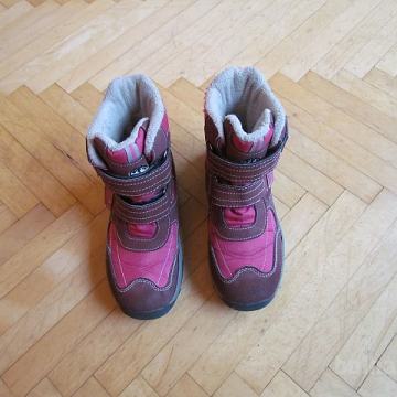 Prodam otroške zimske čevlje št.32