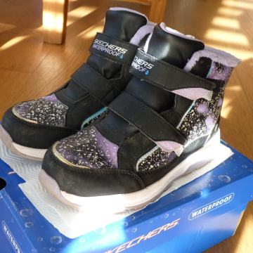 Skechers Storm Blazer št. 35 - dekliški