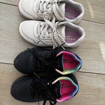 Sketchers čevlji 29