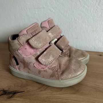 Superfit prehodni gležnarji GTX vel. 22