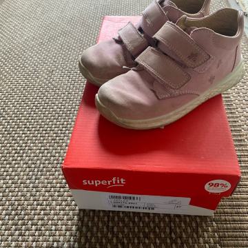 Superfit velikost 27