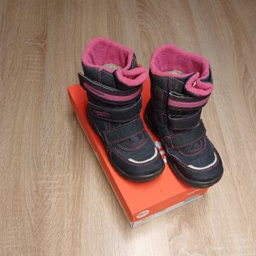 Superfit št. 28 gležnarji škornji zimski čevlji za punčke deklice