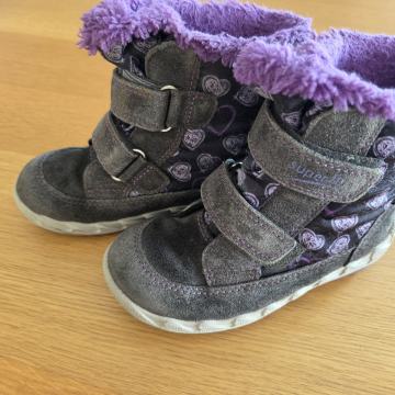 Superfit zimski čevlji kosmateni za punčko št.26